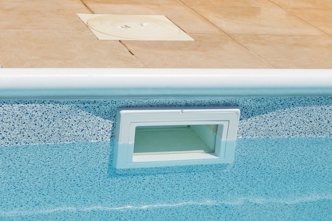 NETTOYER LE FILTRE D’UNE PISCINE