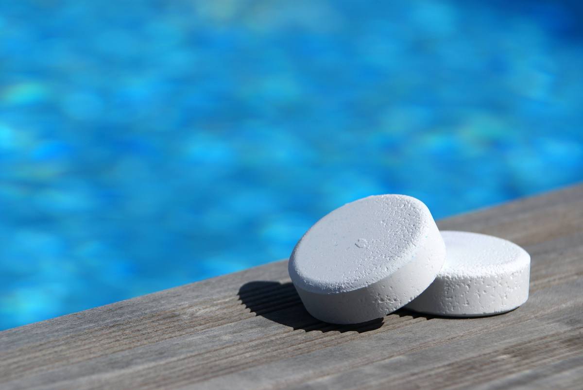 traitement eau piscine